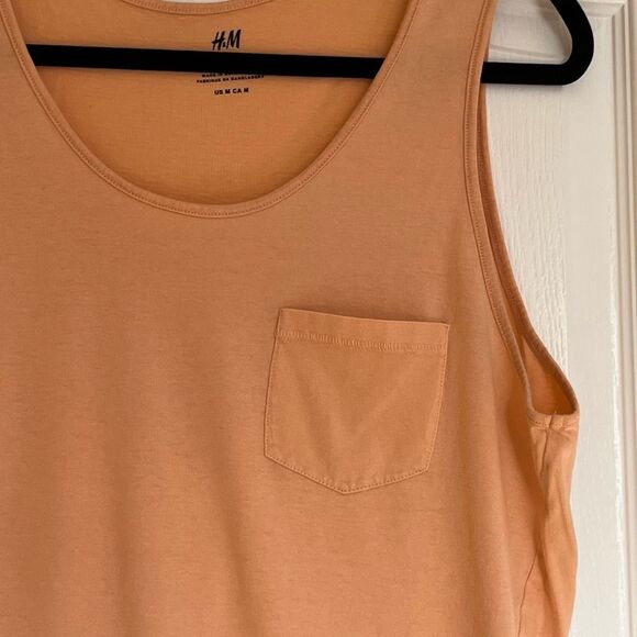 Tank top/Size M/light peach 🍑 colour - Picture 2 of 6